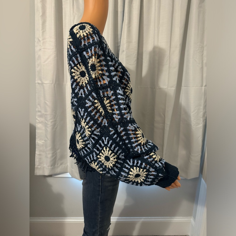 Cool House of Harlow 1960 one size poncho style sweater with armholes blue white - Picture 5 of 6